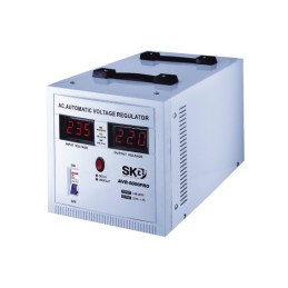 Stabilizzatore di tensione professionale 5000VA/3000W AVR-5000 PRO